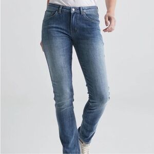 Buffalo David Bitton Mid-Rise Straight Boulevard Medium Wash Jeans-size 8x30